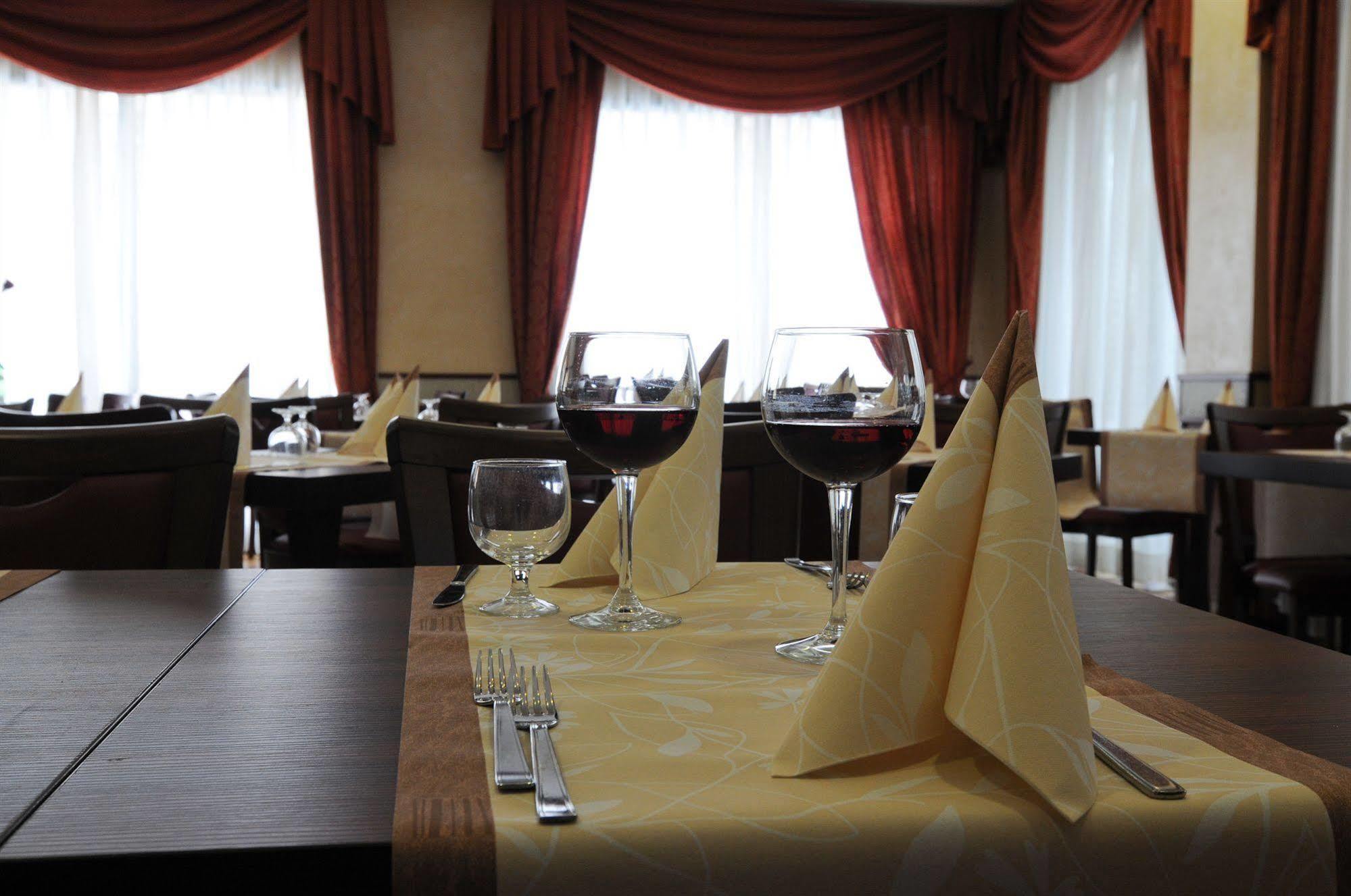 Hotel Dei Platani 리미니 외부 사진