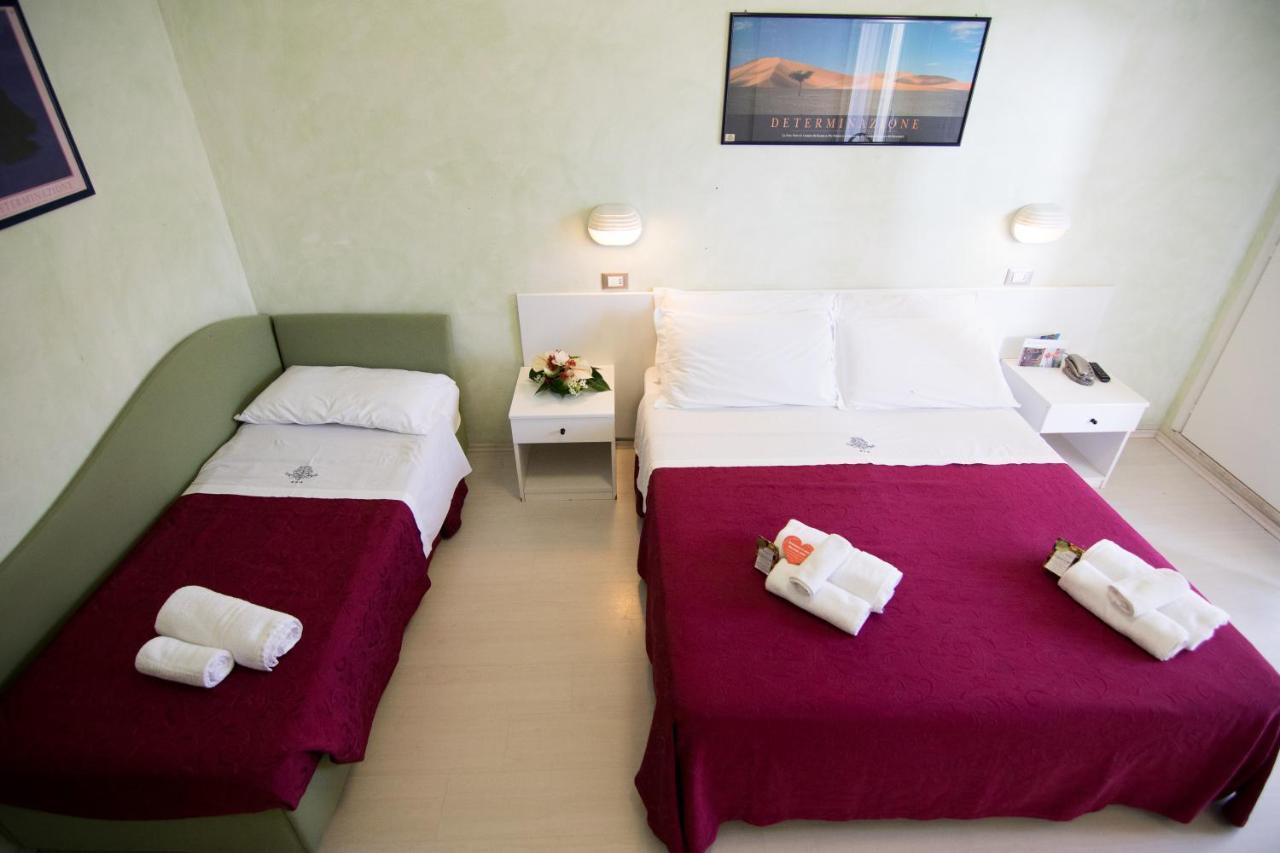 Hotel Dei Platani 리미니 외부 사진